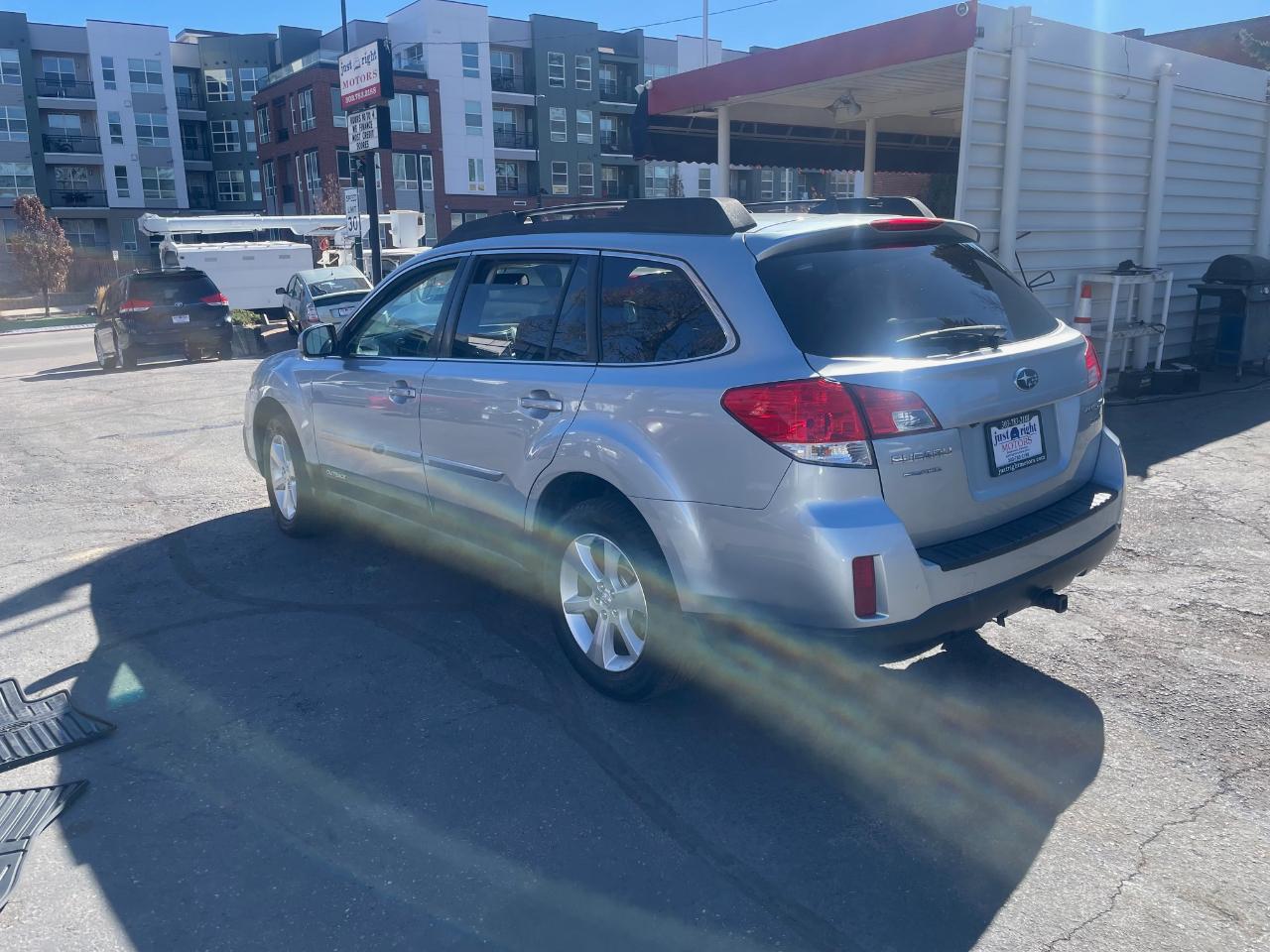 Subaru Outback 3.6R Limited 2014