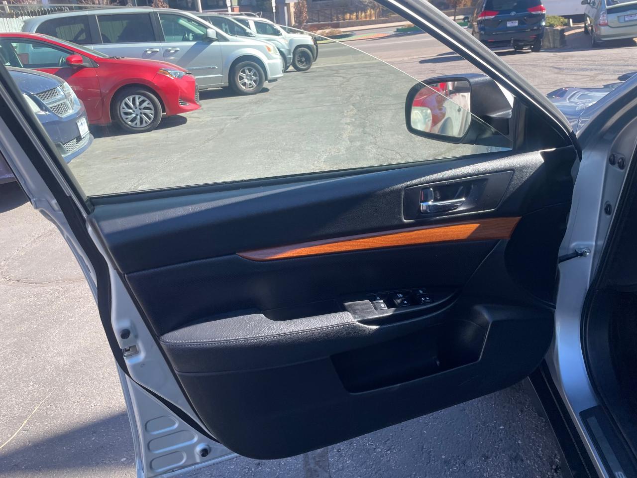 Subaru Outback 3.6R Limited 2014