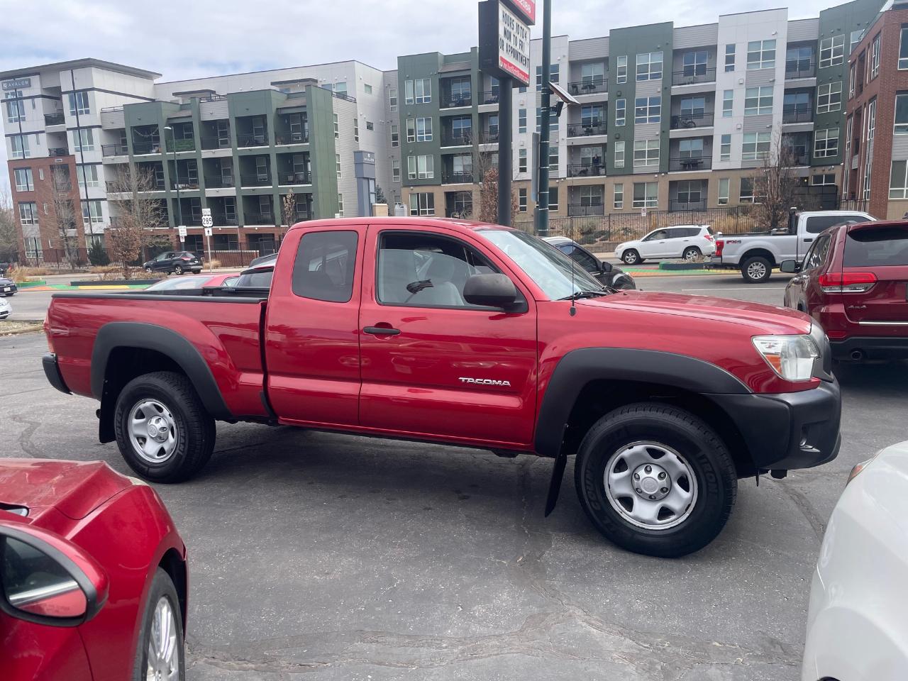 Toyota Tacoma 4WD  2013