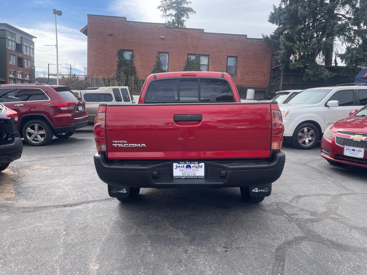 Toyota Tacoma 4WD  2013