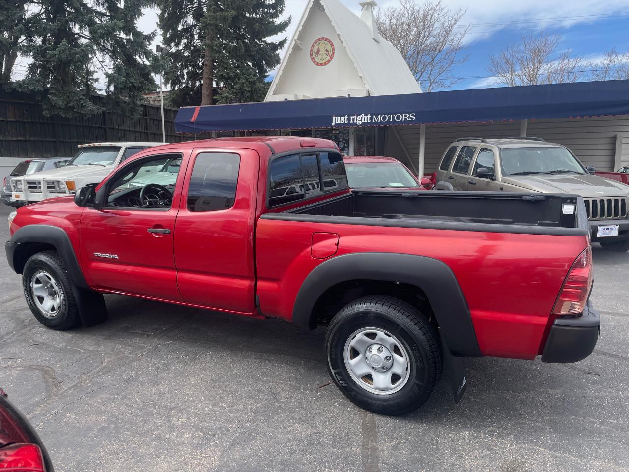 Toyota Tacoma 4WD  2013
