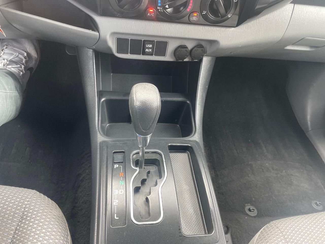 Toyota Tacoma 4WD  2013