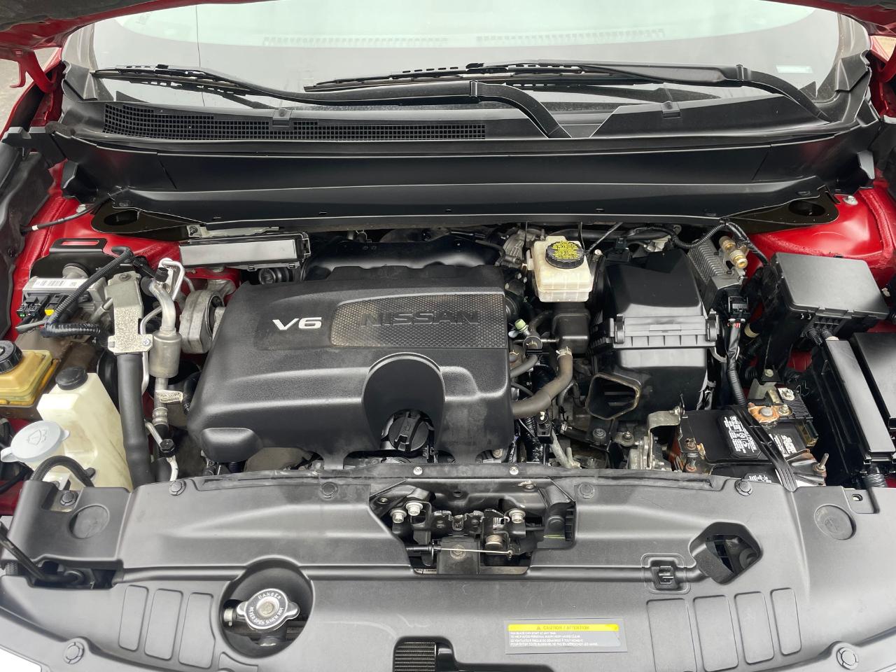 Nissan Pathfinder SL 2017