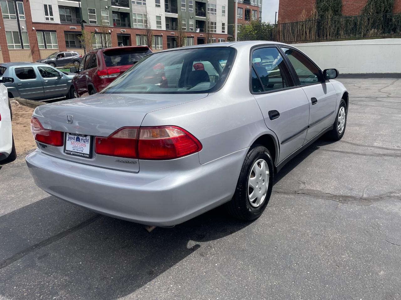 Honda Accord DX 1999