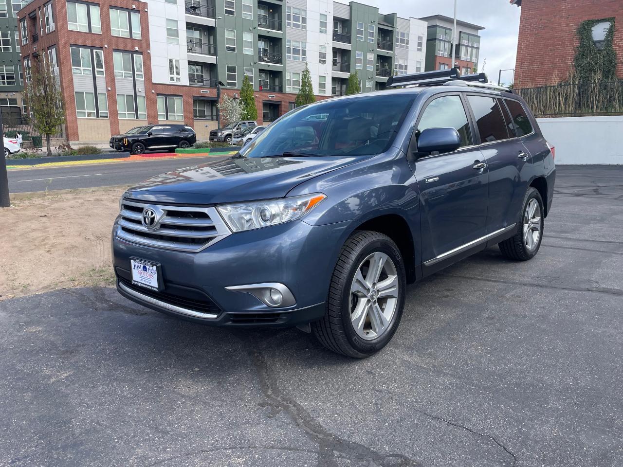 Toyota Highlander Limited 2012