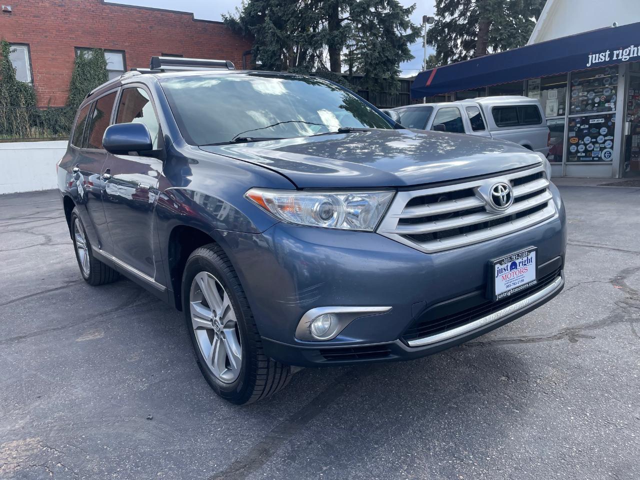 Toyota Highlander Limited 2012