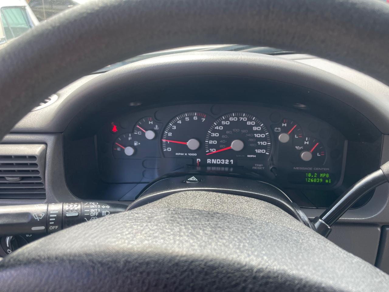 Ford Explorer XLS 2005