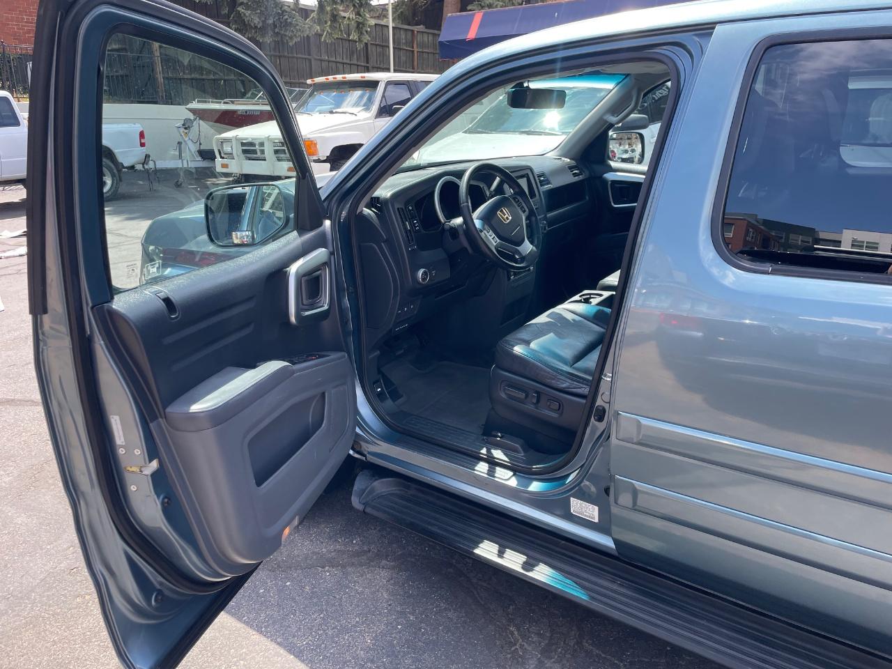 Honda Ridgeline 4WD Crew Cab RTL w/Leather 2006