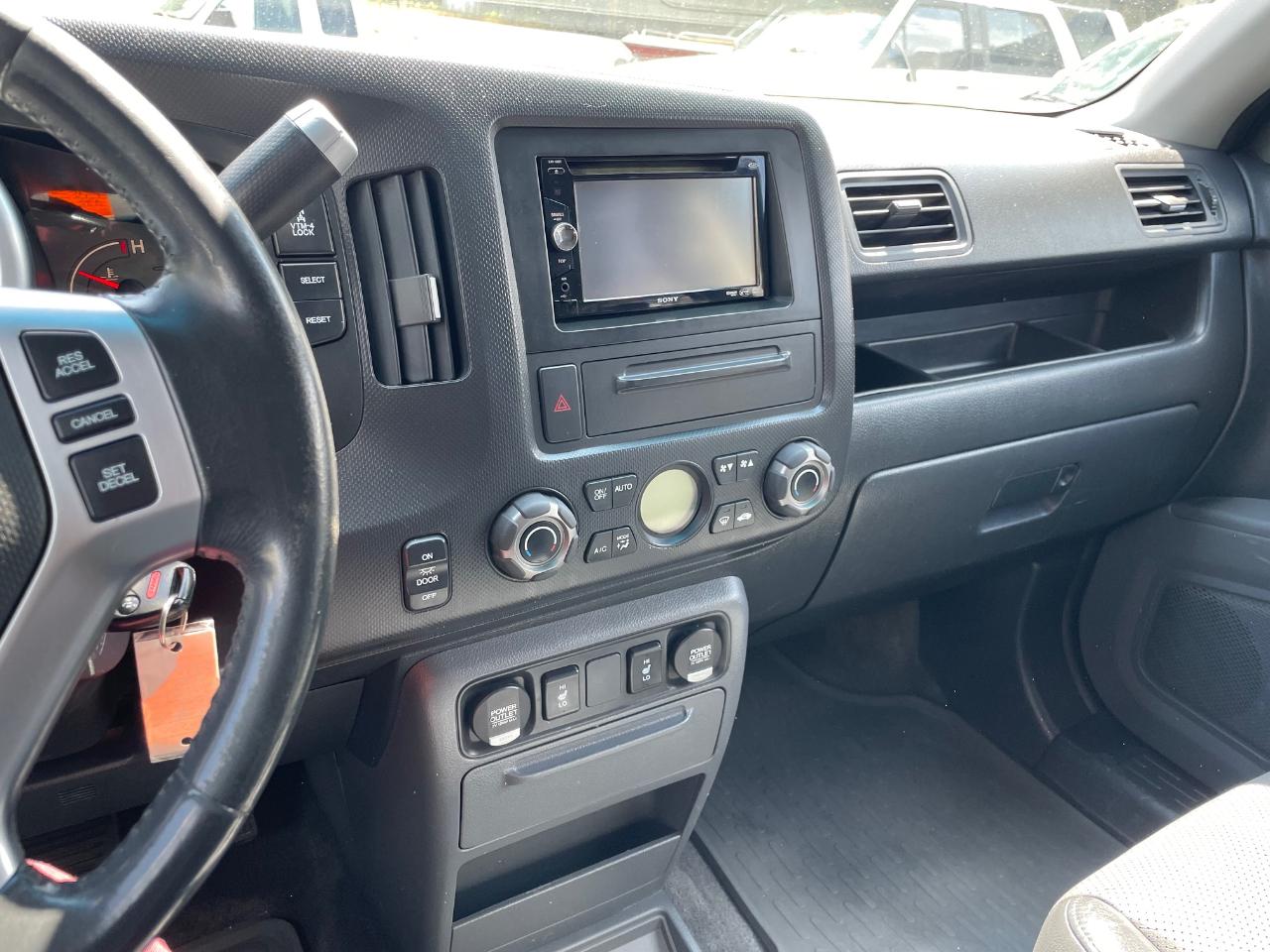 Honda Ridgeline 4WD Crew Cab RTL w/Leather 2006