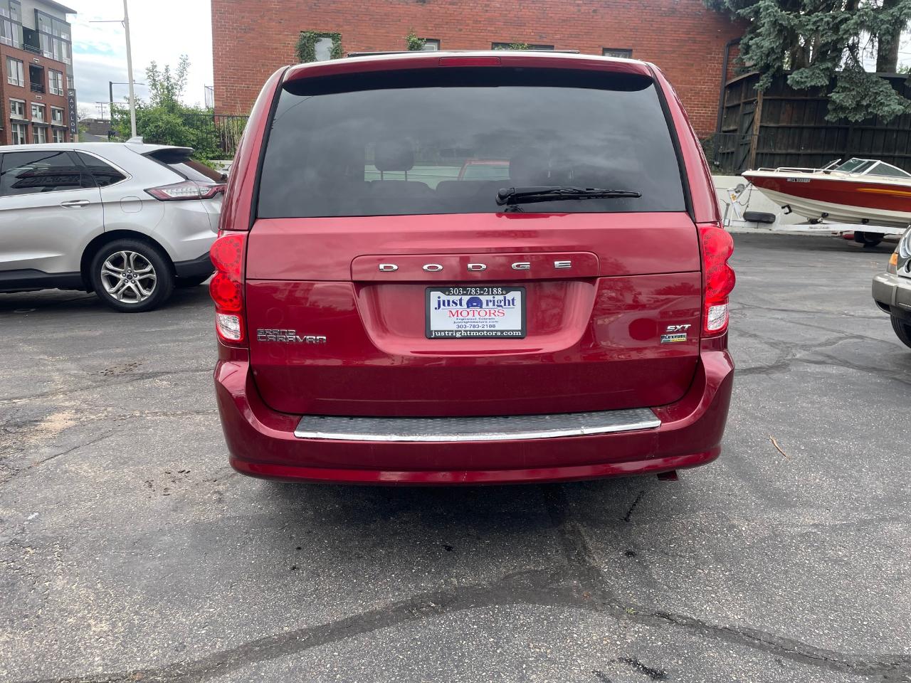 Dodge Grand Caravan SXT 2015
