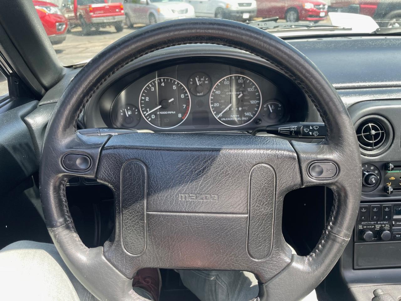 Mazda MX-5 Miata  1990