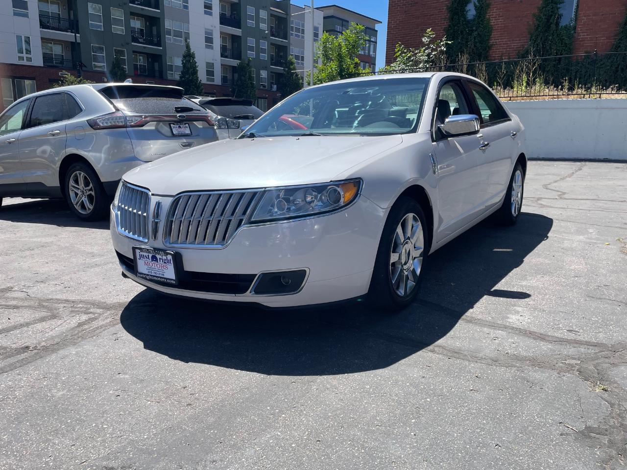 Lincoln MKZ 4D Sedan 2010
