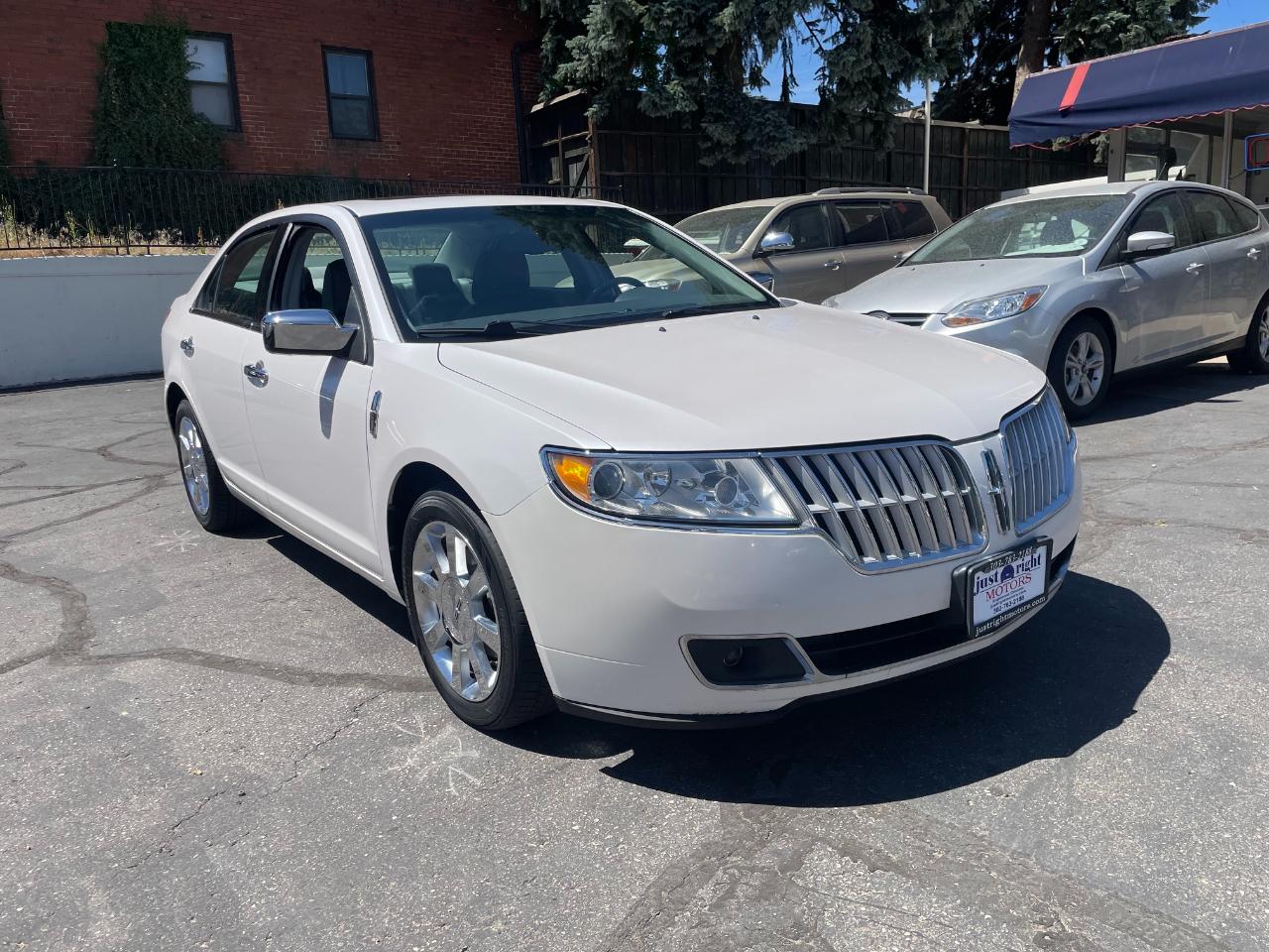Lincoln MKZ 4D Sedan 2010