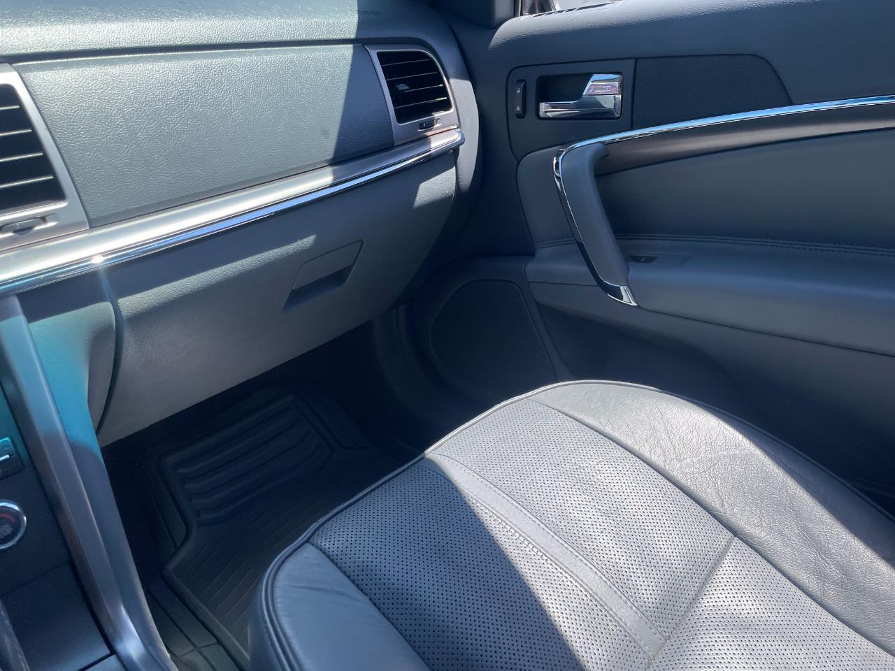 Lincoln MKZ 4D Sedan 2010
