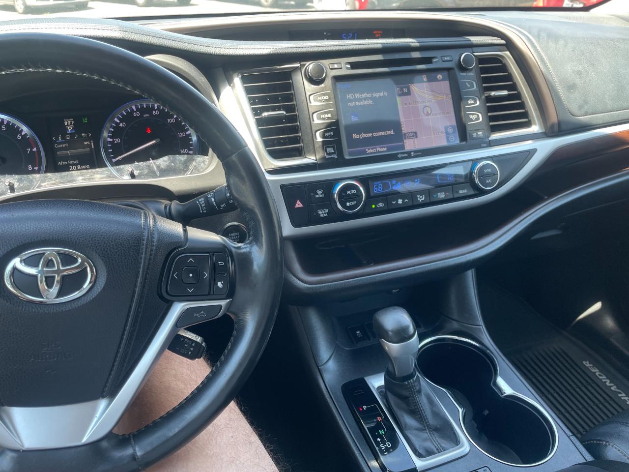Toyota Highlander Limited 2014