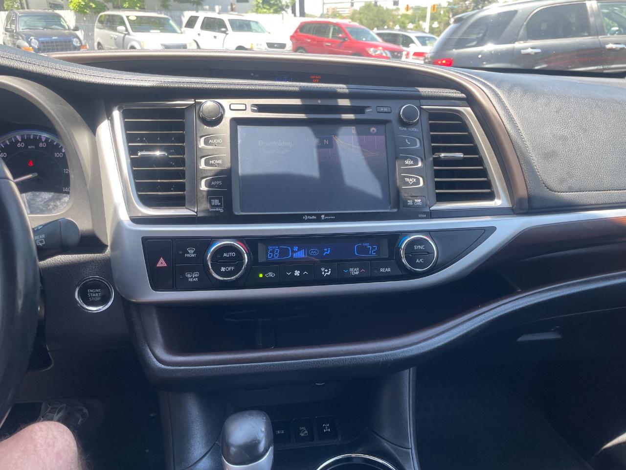 Toyota Highlander Limited 2014