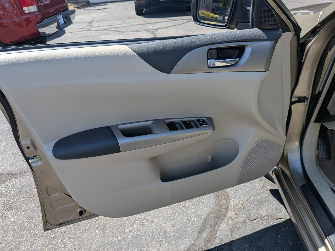 Subaru Impreza 2.5i 5-door 2008
