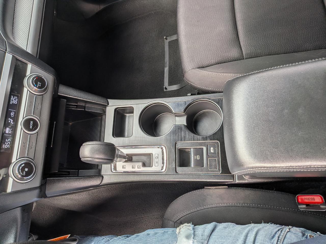 Subaru Legacy 2.5i 2015