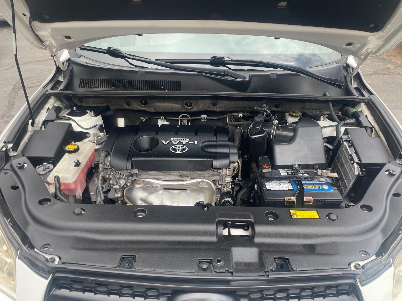Toyota RAV4  2011