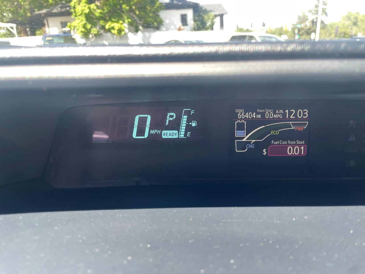 Toyota Prius c Two 2014