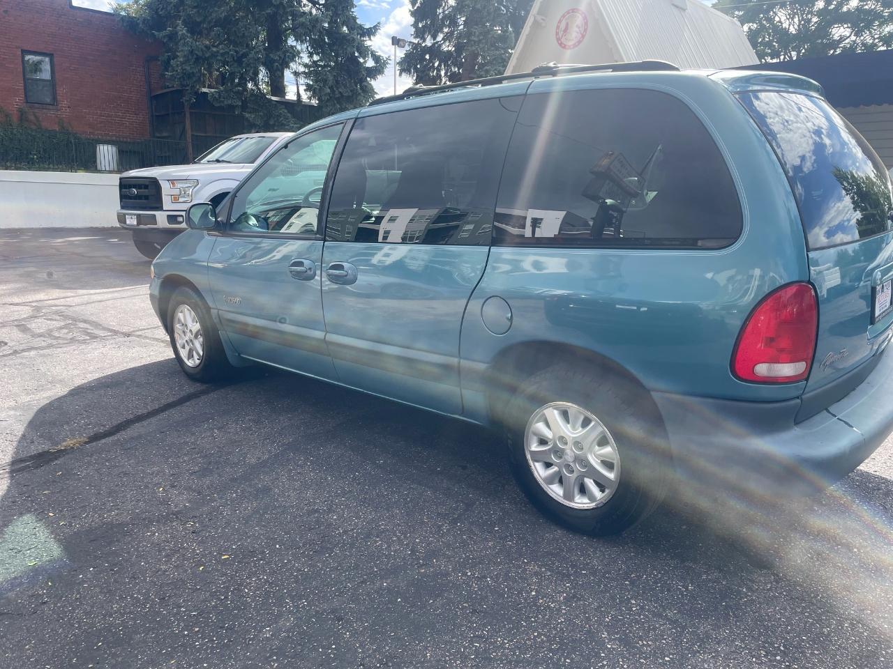Plymouth Voyager Expresso 1998