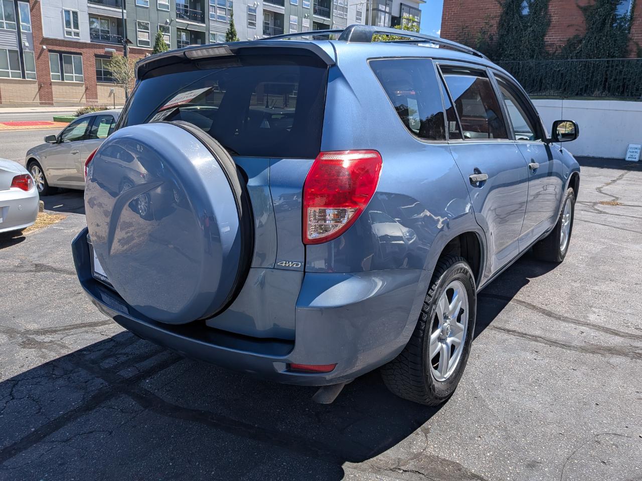 Toyota RAV4 Base V6 4WD 2008