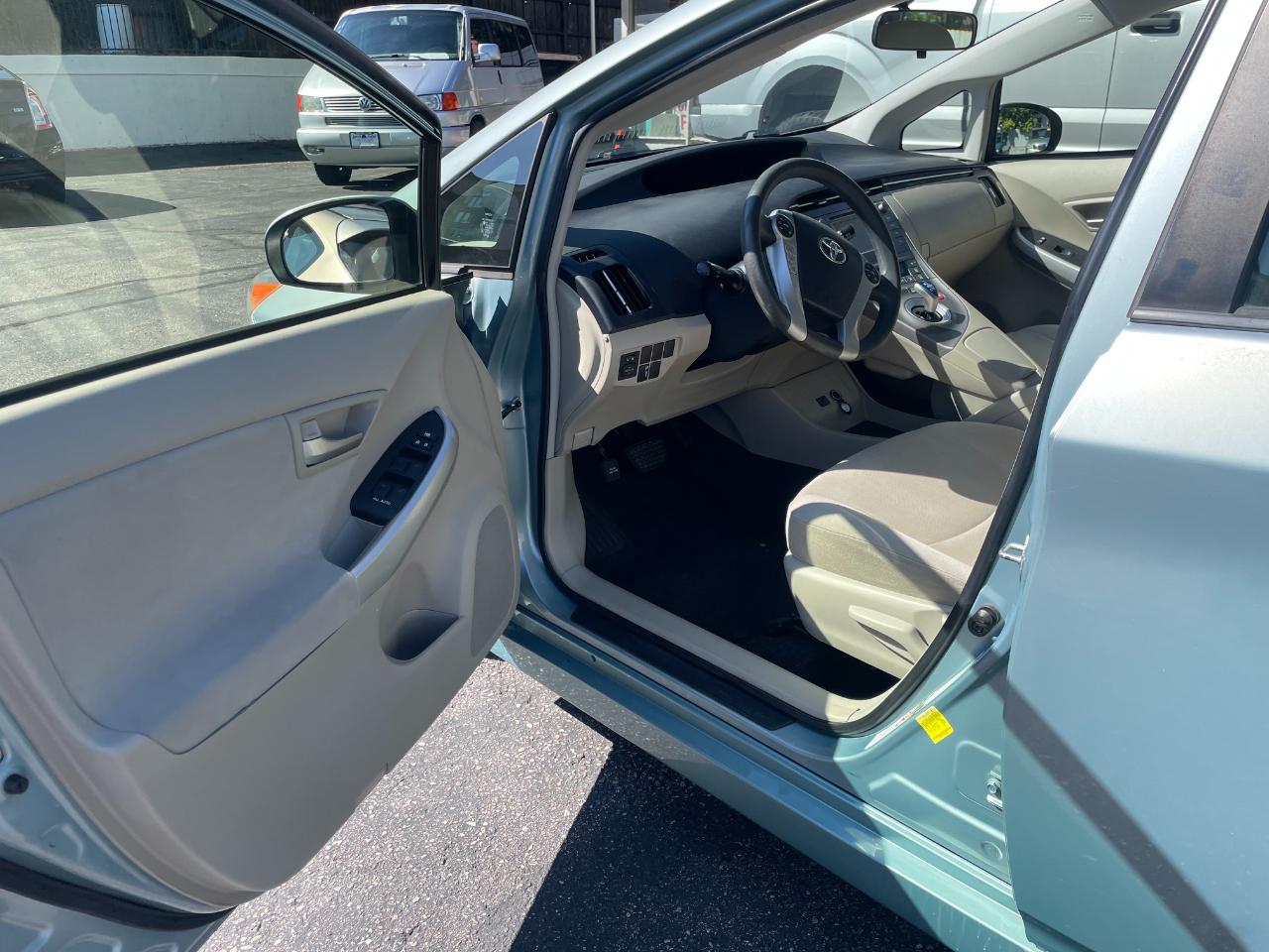 Toyota Prius Three 2014