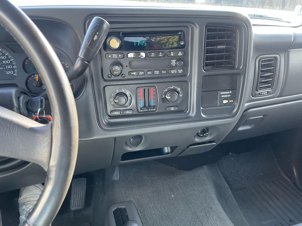 Chevrolet Silverado 1500  2004