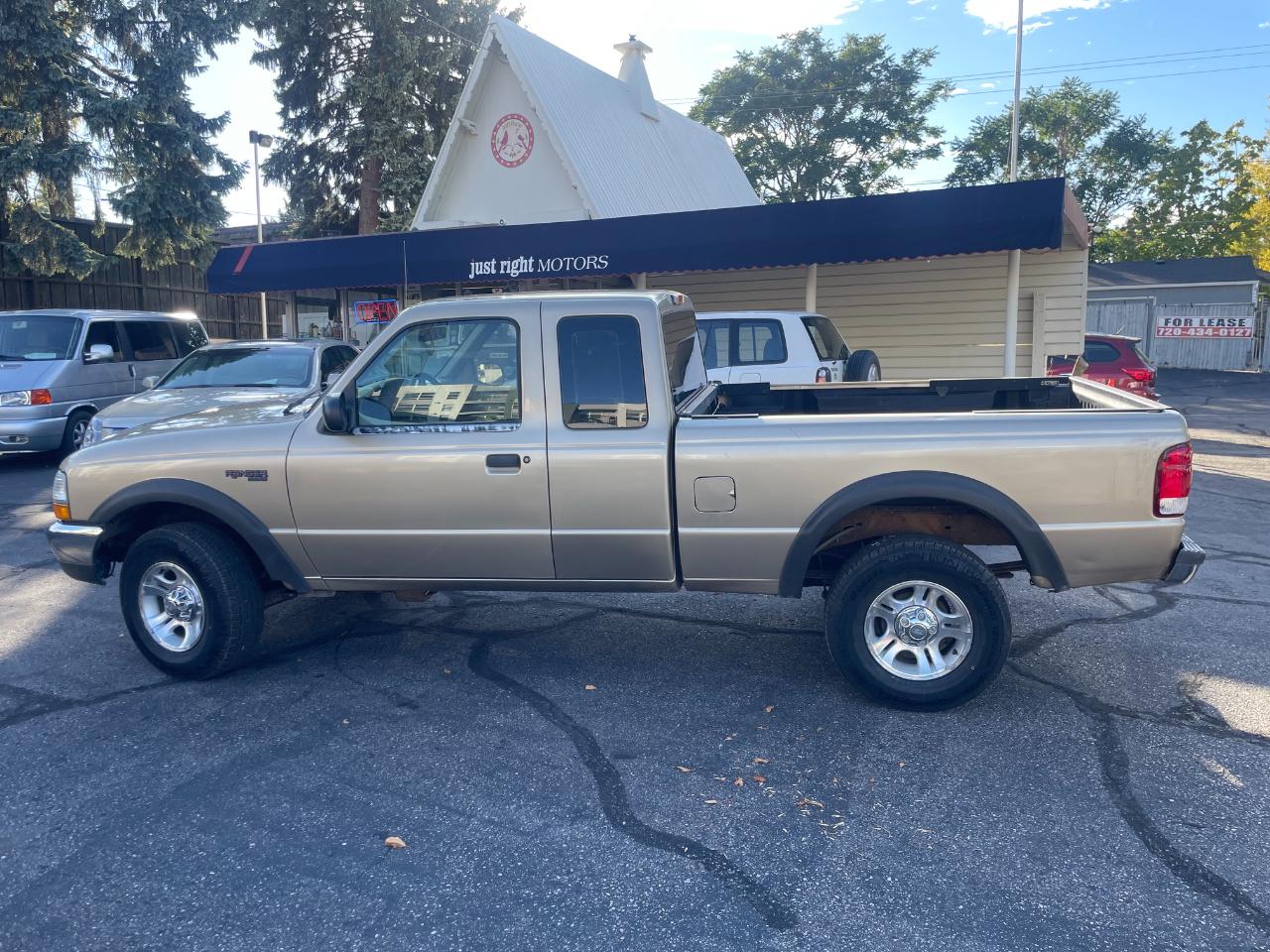 Ford Ranger Pickup  2000