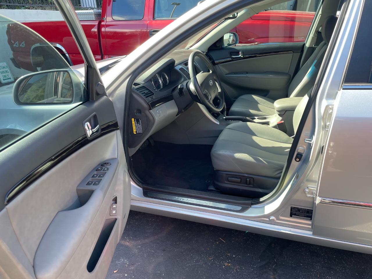 Hyundai Sonata  2009