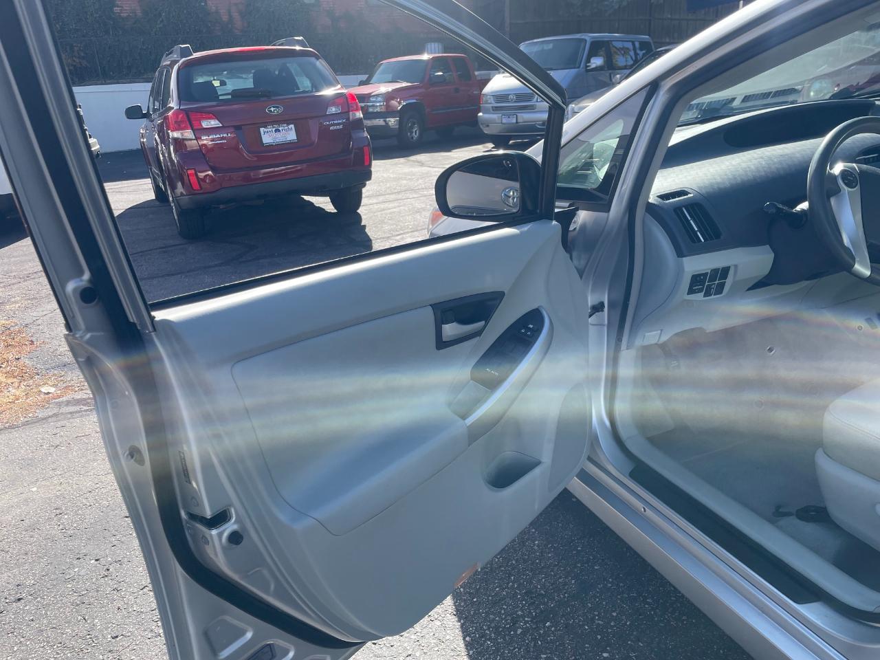 Toyota Prius  2010