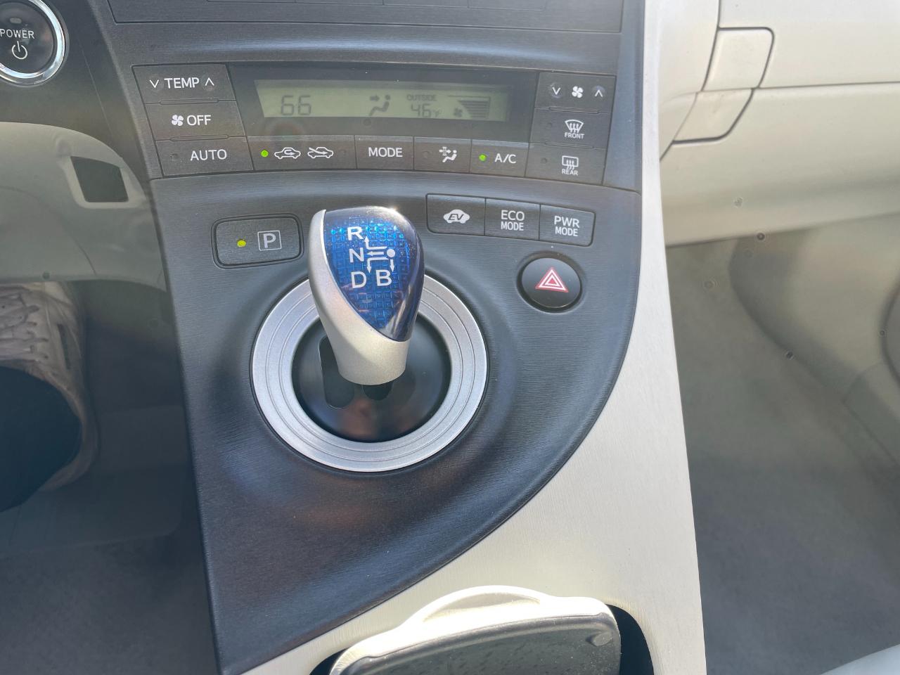 Toyota Prius  2010