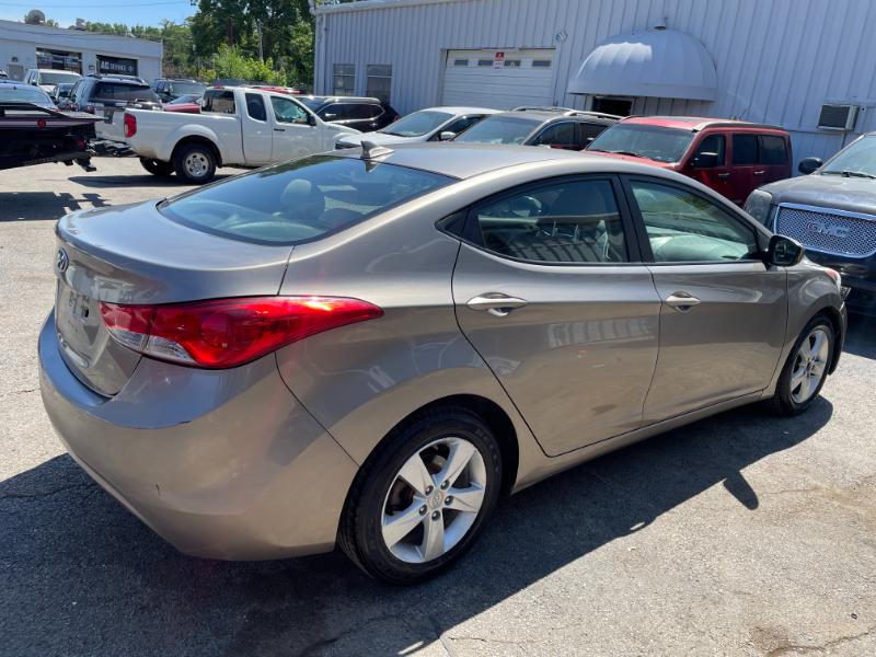 Hyundai Elantra GLS A/T 2013