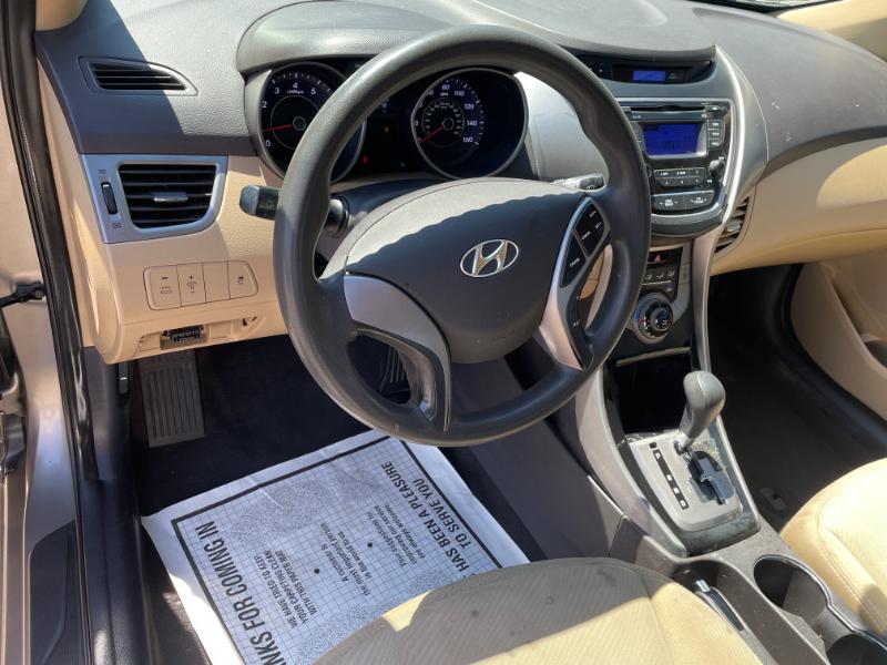 Hyundai Elantra GLS A/T 2013