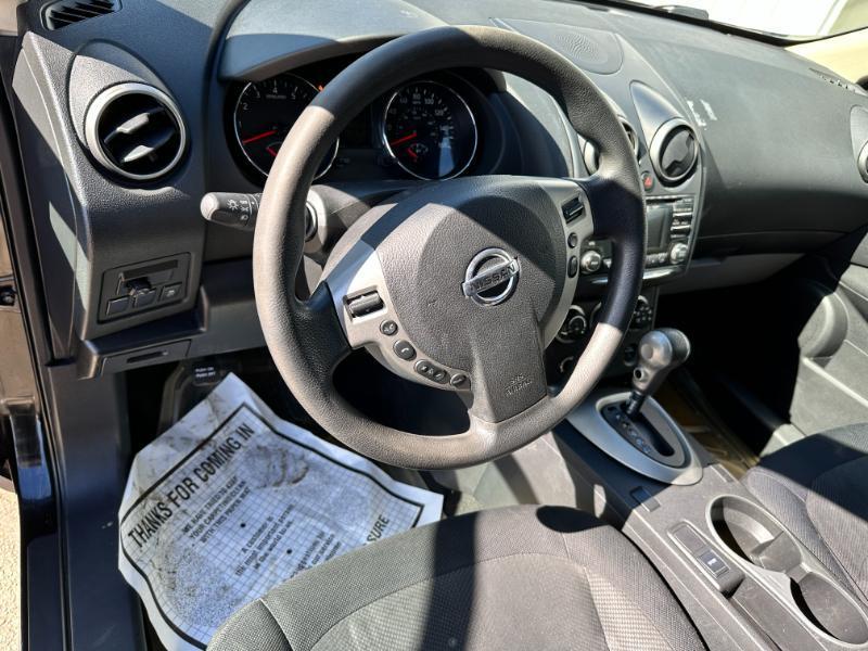 Nissan Rogue S 2WD 2013