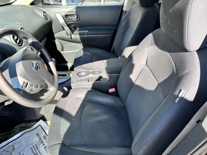 Nissan Rogue S 2WD 2013