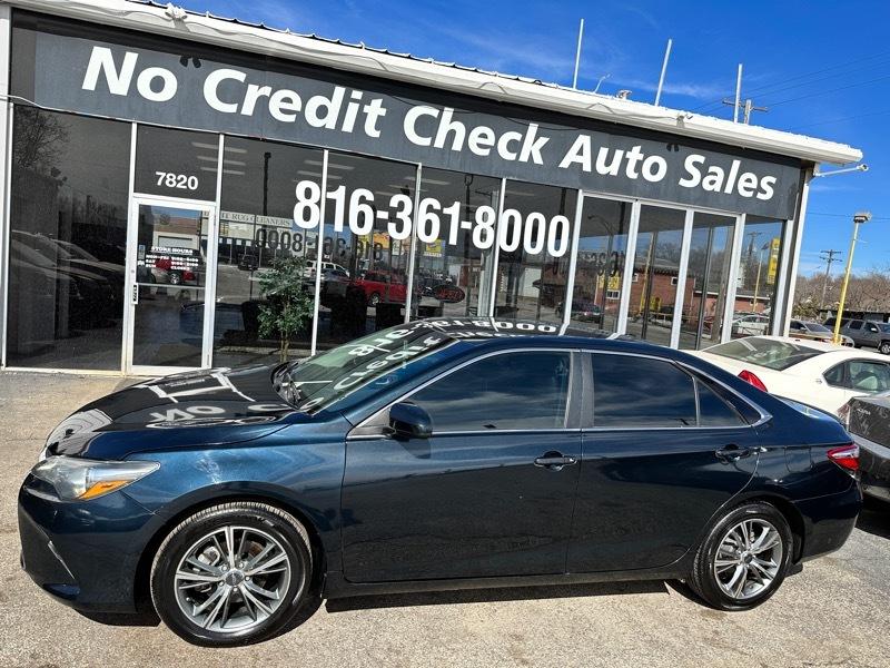 Toyota Camry SE 2015
