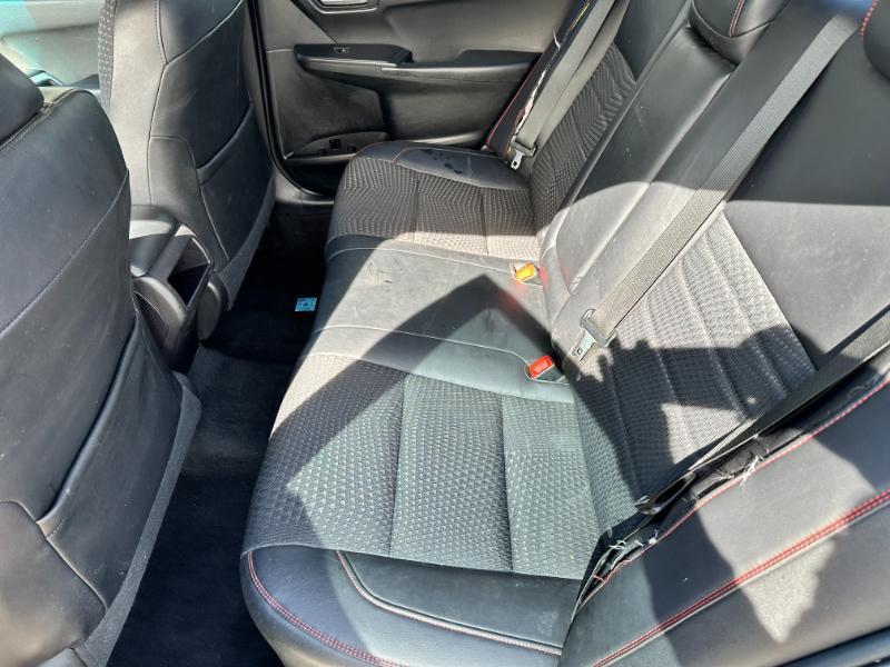 Toyota Camry SE 2015