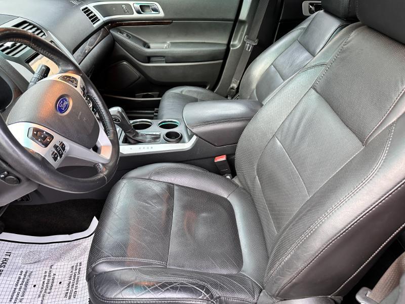 Ford Explorer Limited FWD 2014