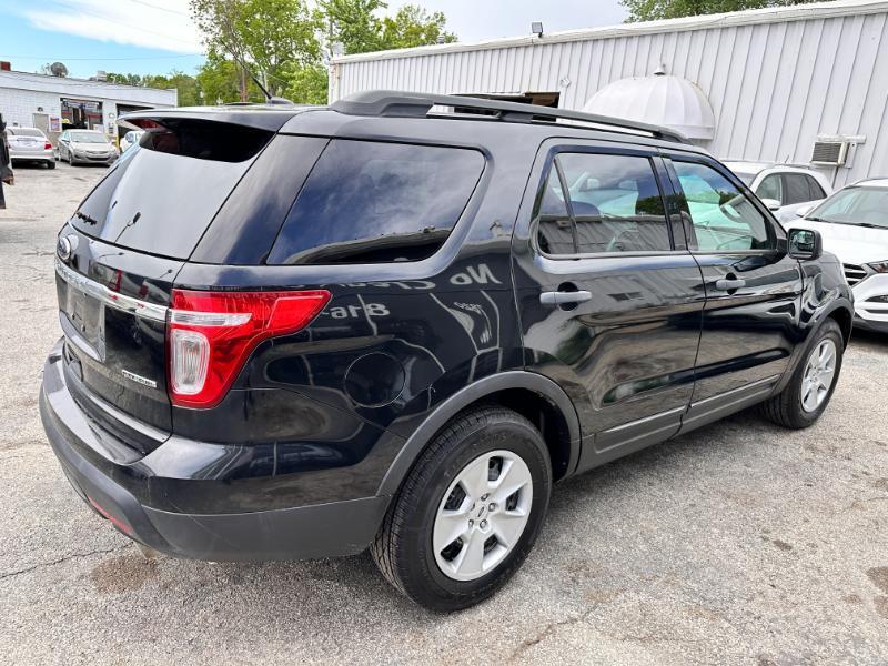 Ford Explorer Base FWD 2014