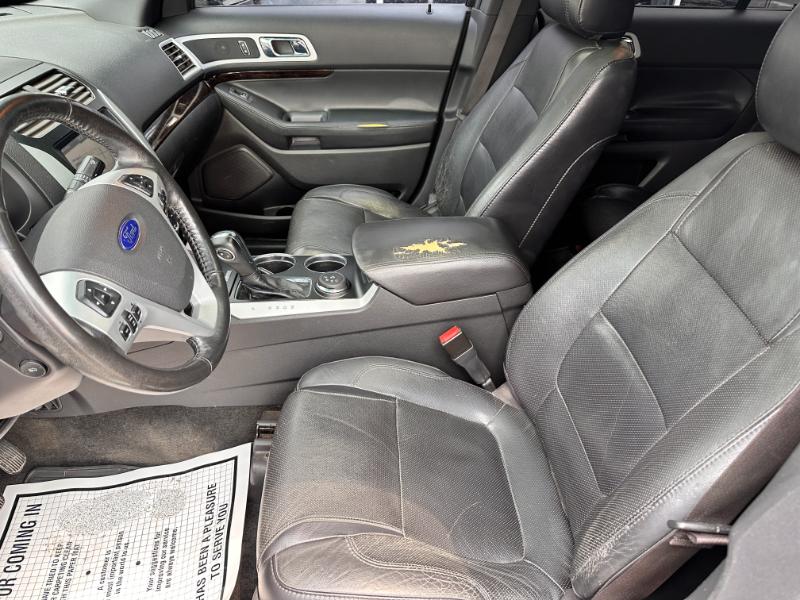 Ford Explorer Limited 4WD 2011