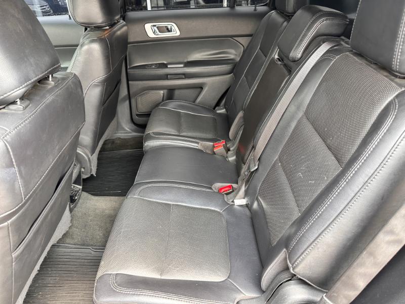 Ford Explorer Limited 4WD 2011