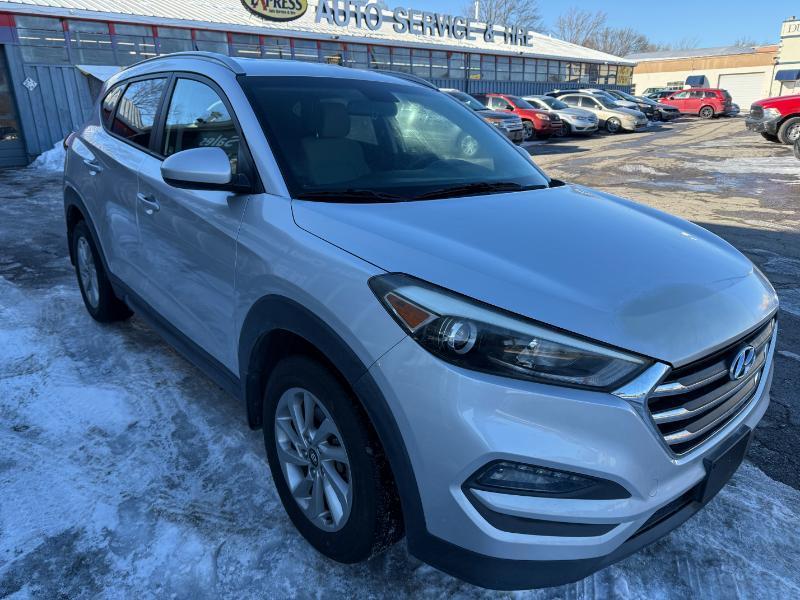 Hyundai Tucson SE w/Preferred Package AWD 2016
