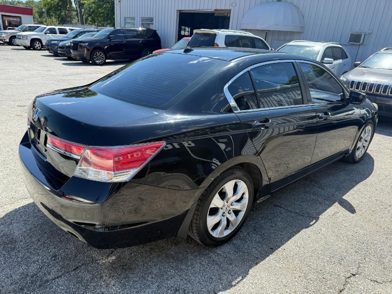 Honda Accord EX-L Sedan AT 2011
