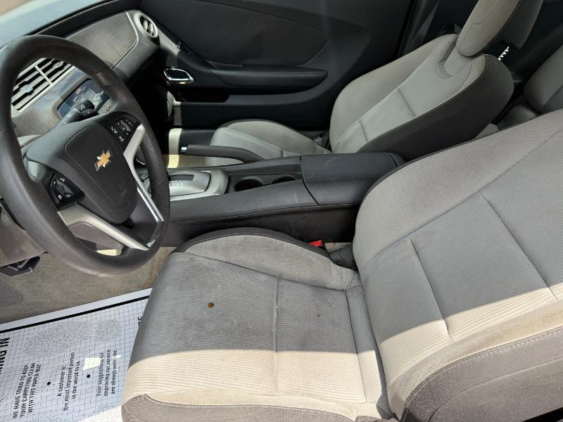 Chevrolet Camaro Coupe 1LT 2012