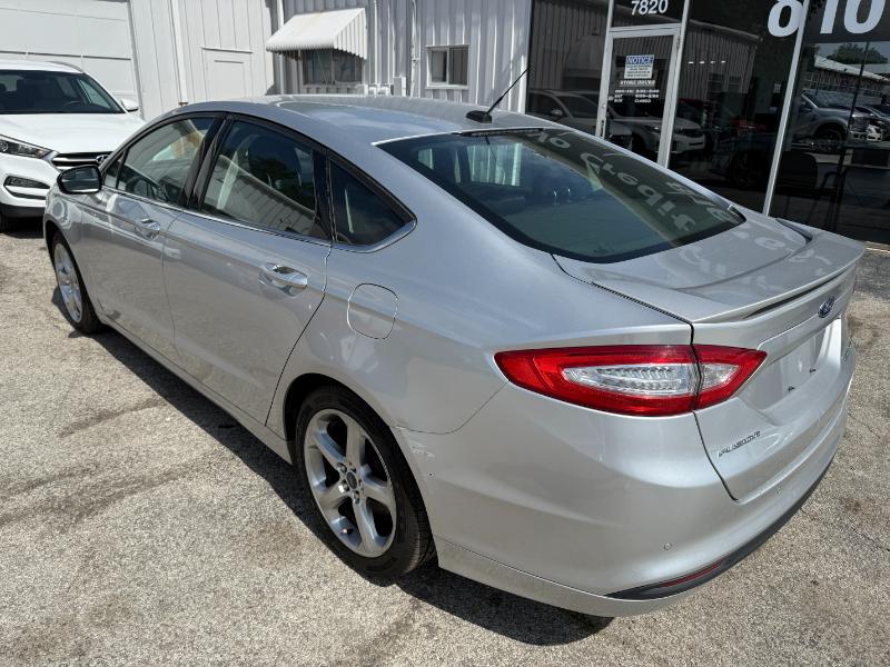 Ford Fusion SE 2013