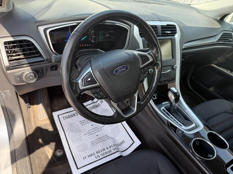 Ford Fusion SE 2013