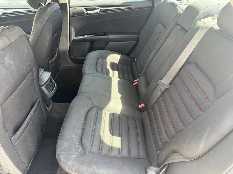 Ford Fusion SE 2013
