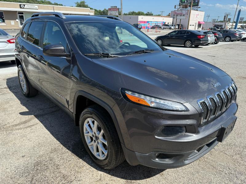 Jeep Cherokee Latitude 4WD 2017