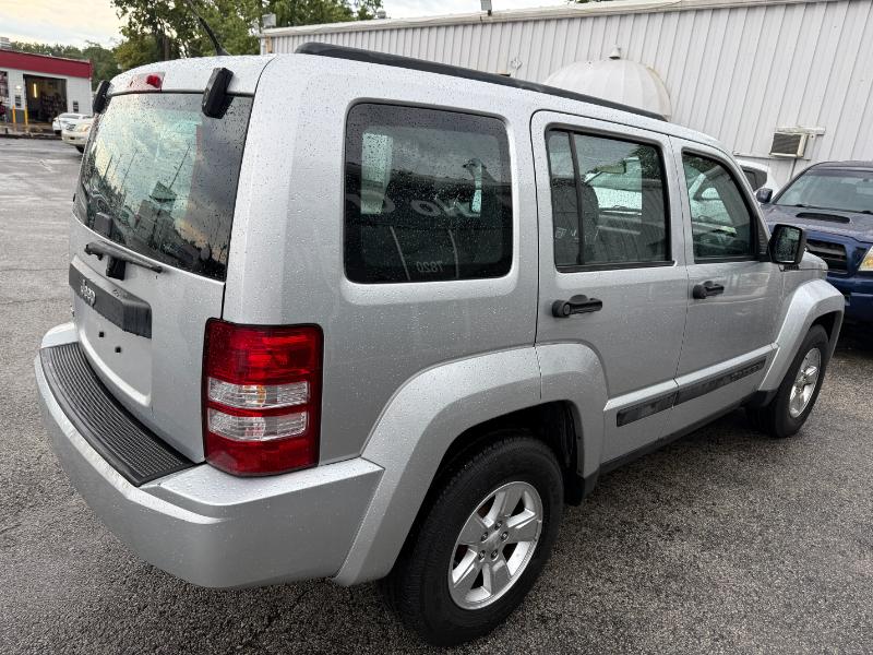 Jeep Liberty Sport 4WD 2012